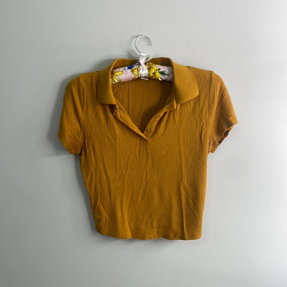 Mustard yellow cropped prep shirt